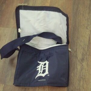 DETROIT TIGERS LUNCH BAG KOOLER COLLER LUNCHBOX